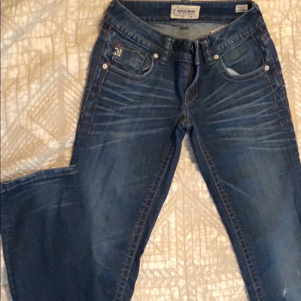 Mek bulgan straight jeans slightly distressed